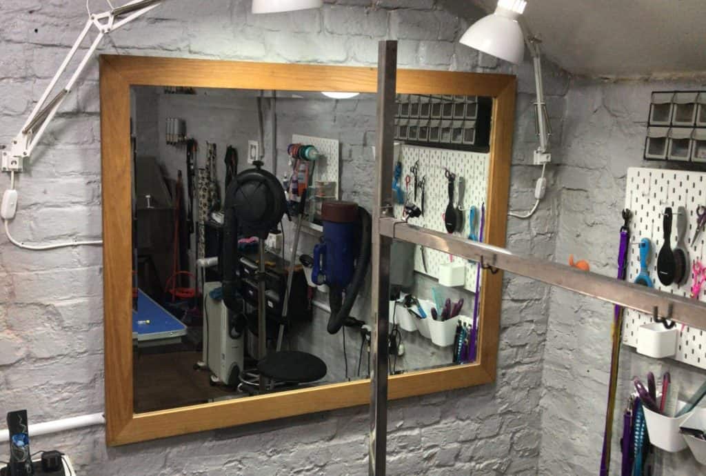 New Mirror and spotlights in the salon